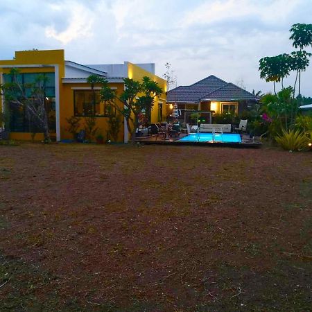 Colorful Pool Villa, Chiang Rai, Thailand Экстерьер фото